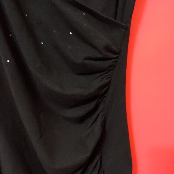 Sexy sleeveless embellished crossover top - Picture 4 of 4